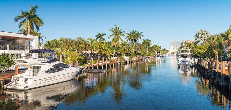 top-yacht-charter-destinations-north-america-florida-intro.jpg