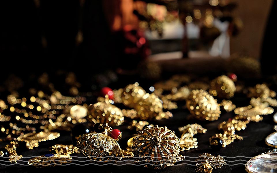 Sardinia Yacht Charter Shopping Jewellery