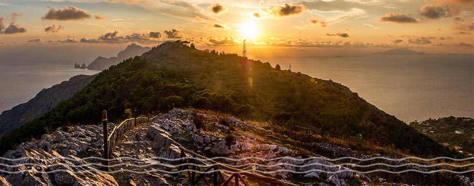 Yacht Charter Hotspot The Path of Minerva Yacht Charter Hotspot The Path of Minerva